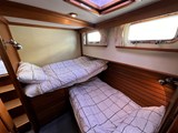 Grand Banks 42 Heritage- midships to port twin cabin